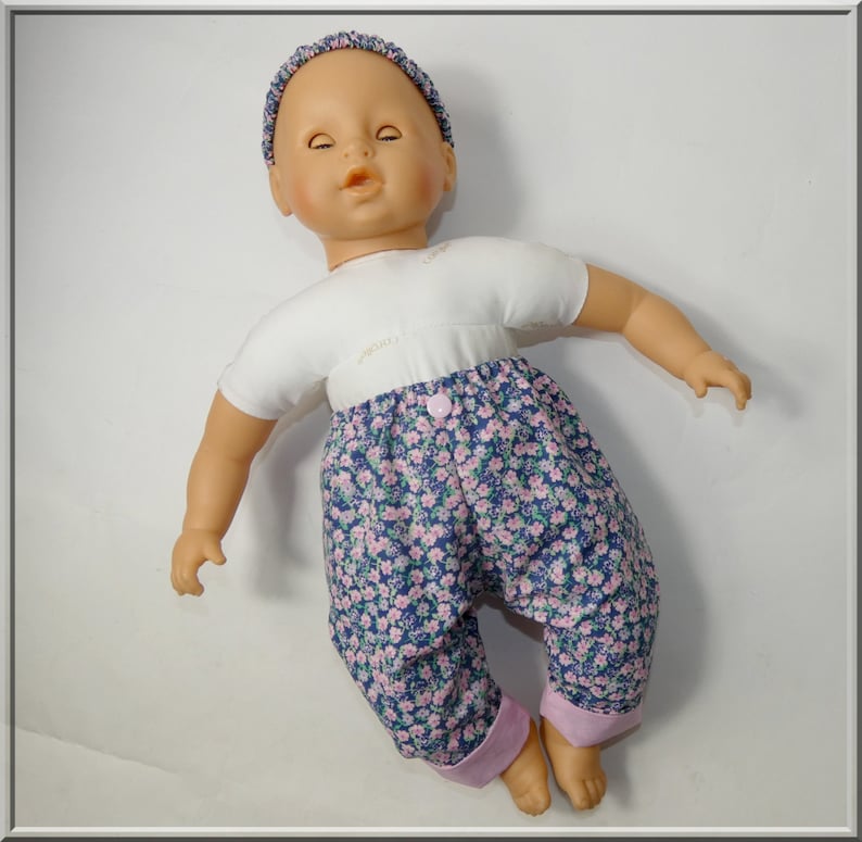 Pattern and explanation of lined pants for a 42 cm baby doll, sewing tutorial for a 42 cm Lila Chérie de Corolle baby doll, DIY baby doll sewing image 7