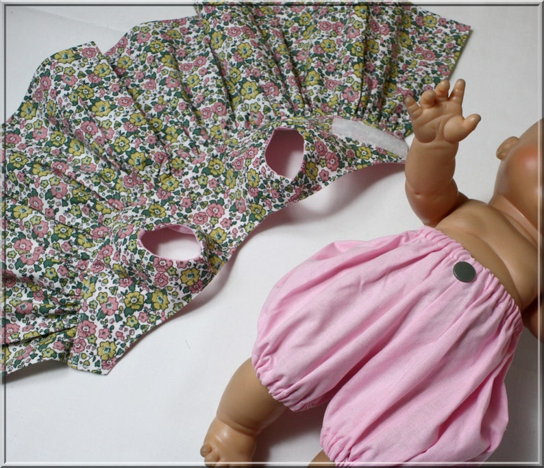 Heart-covering dress and panties for baby 3034 cm