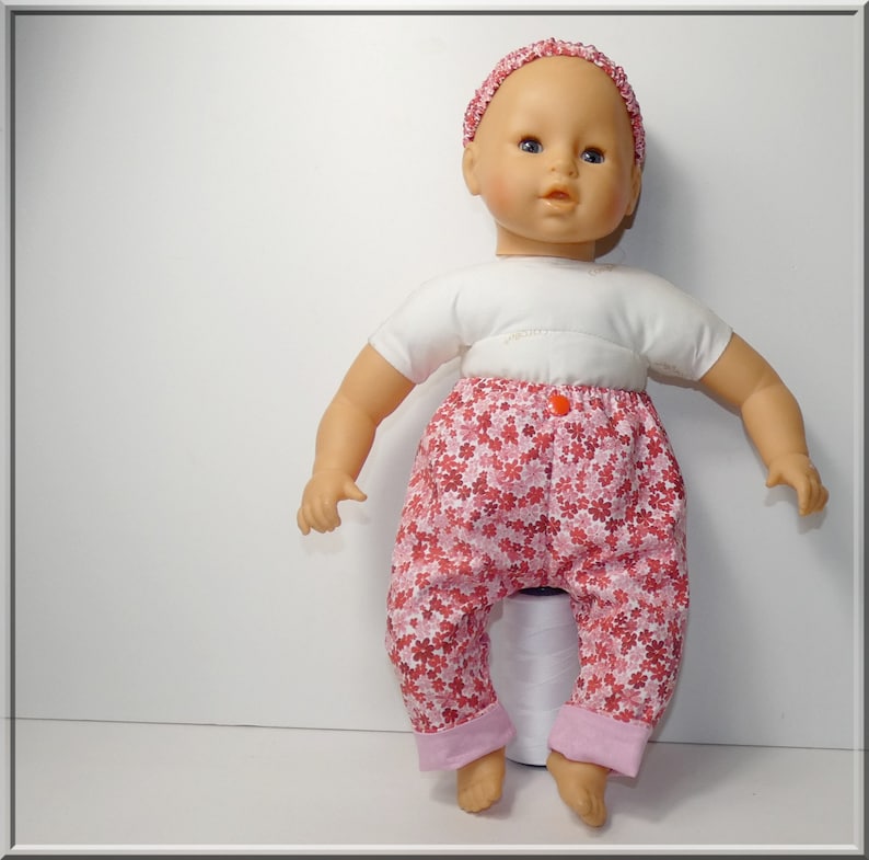 Pattern and explanation of lined pants for a 42 cm baby doll, sewing tutorial for a 42 cm Lila Chérie de Corolle baby doll, DIY baby doll sewing image 6