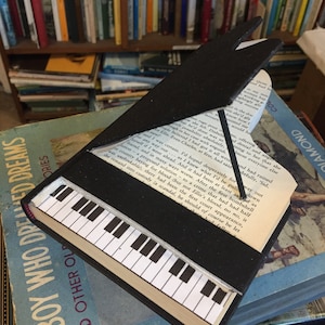Book Art Grand Piano - Black