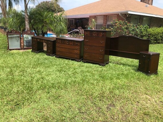 Vintage Complete Mahogany Bedroom Set Queen Or Full