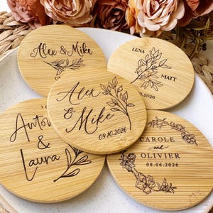 Posavasos grabados únicos: obsequios personalizados para bodas, despedidas de soltera y celebraciones festivas