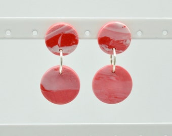 round marbled earrings made of polymer clay//circle//pink red white//lightweight earrings//beautiful//unique earrings//stainless steel stud earrings