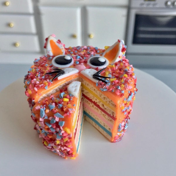 Puppenhaus Kuchen//Katzen Torte// Blythe Accessoire// Barbies Torte// bunter Katzen Kuchen//Regenbogen Torte// Mieze als Torte