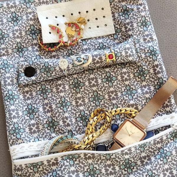 Pochette bijoux de voyage , pochette nomade pour bijoux, cadeau st valentin pour elle