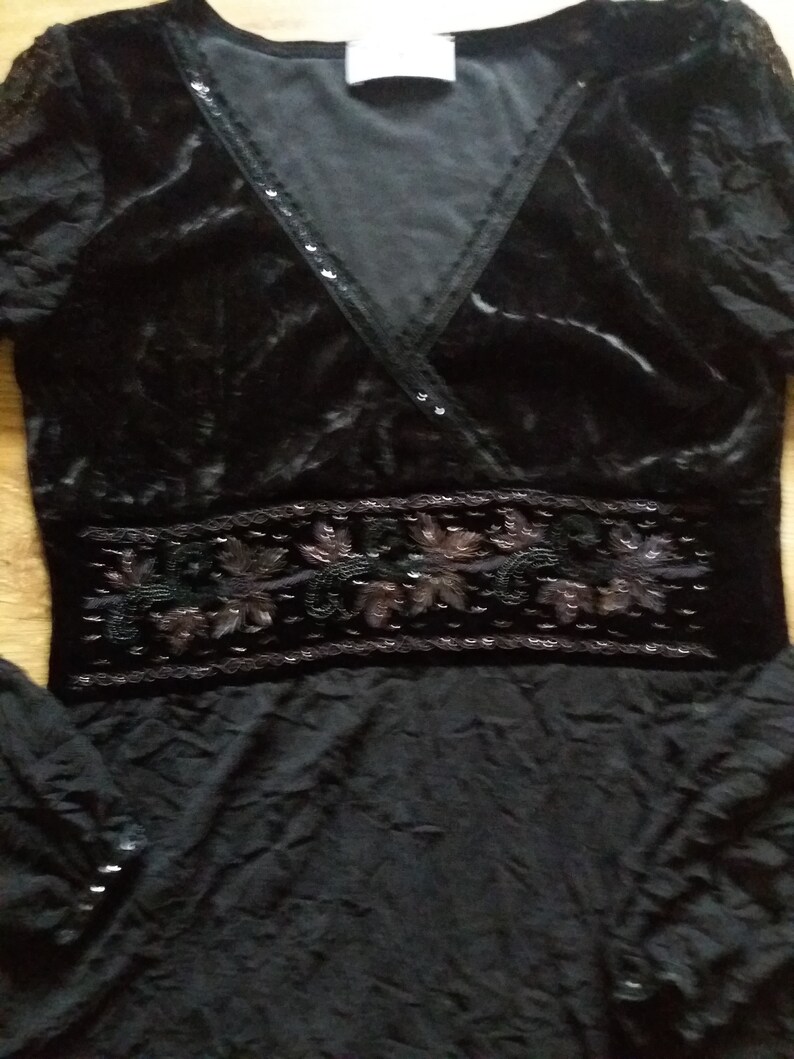 Black luxurious blouse vintage blouse vtg embroidered blouse beautiful womens blouse New York