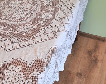 Vintage Handmade Linen Tablecloth: Large Beige Circle (59")
