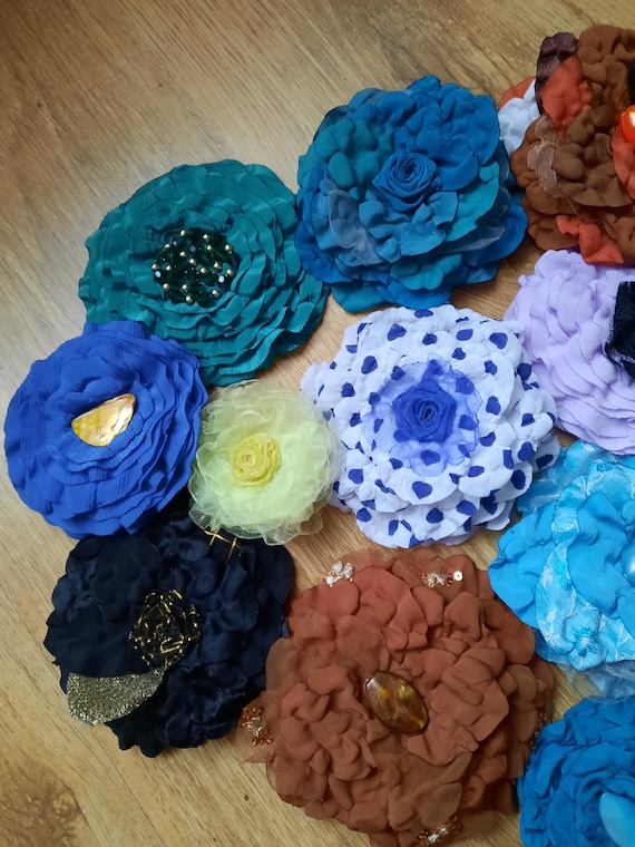 12 hermosas flores de tela hechas a mano rosas azul marrón - Etsy México