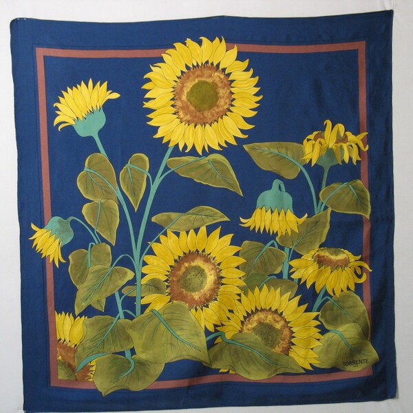 Grand foulard en soie de la maison Torrente décor tournesols