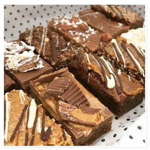 Brownie, Flapjack, Tiffin, Rocky Road Traybake Gift Box Hamper Taster Box imagen 1