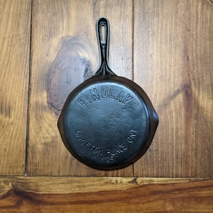 Findlay #5 cast iron skillet