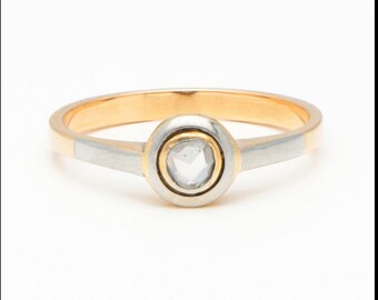 Antieke ring met old-cut diamant. rose-cut 18K geel/witgoud