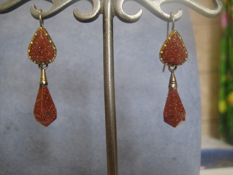 Reserved for L Antique gold earrings 9K with gold stones
