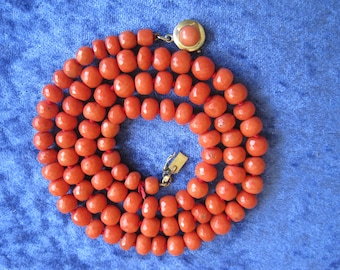 Beautiful antique necklace beads 100% real coral from Sardinia, Italy. Vintage