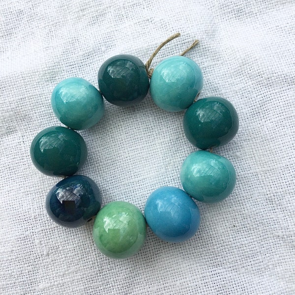 Perles en Céramique  Artisanales  camaïeu de bleu turquoise