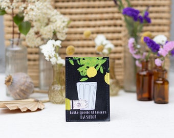 Sachet of basito seeds