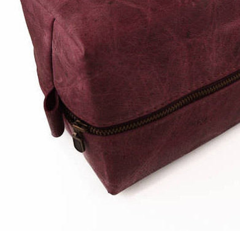 Italian leather, Burgundy Toiletry bag, branding initials, Cosmetic case, Travel case, Anniversary case, Dopp kit, Groom Gift, for her image 3