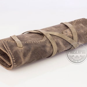 Rustic Leather Cutlery Roll up, Personalized Cutlery pouch organizer, Farmhouse decor, Rustic Wedding party decor, Leather Roll up picnic