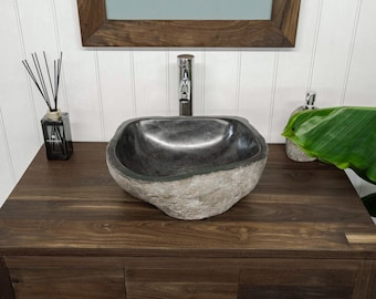 Naturlig flodstensbassäng nr B13. L - 40 cm, B - 32 cm,