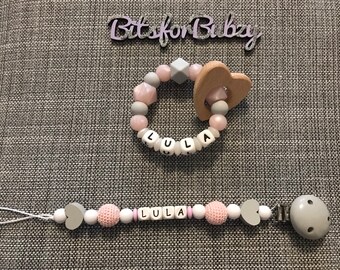 Personnalisé Bébé Mannequin en bois clip Douche//Baptême Cadeau//Gratuit MAM Adaptateur