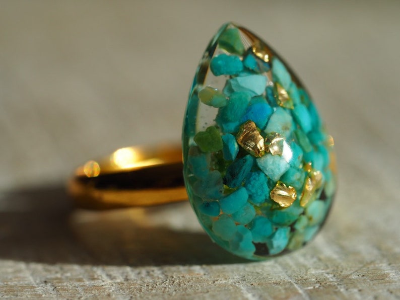 Turquoise adjustable ring-blue green ring-ring with semi-precious stone in resin-gemstone ring-turquoise in resin ring New Mexico