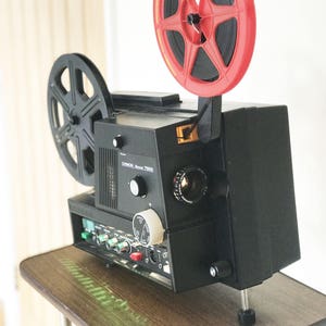 Chinon Sound 7500 SUPER 8 8 MM Sound CINEPROJECTOR Volledig onderhouden