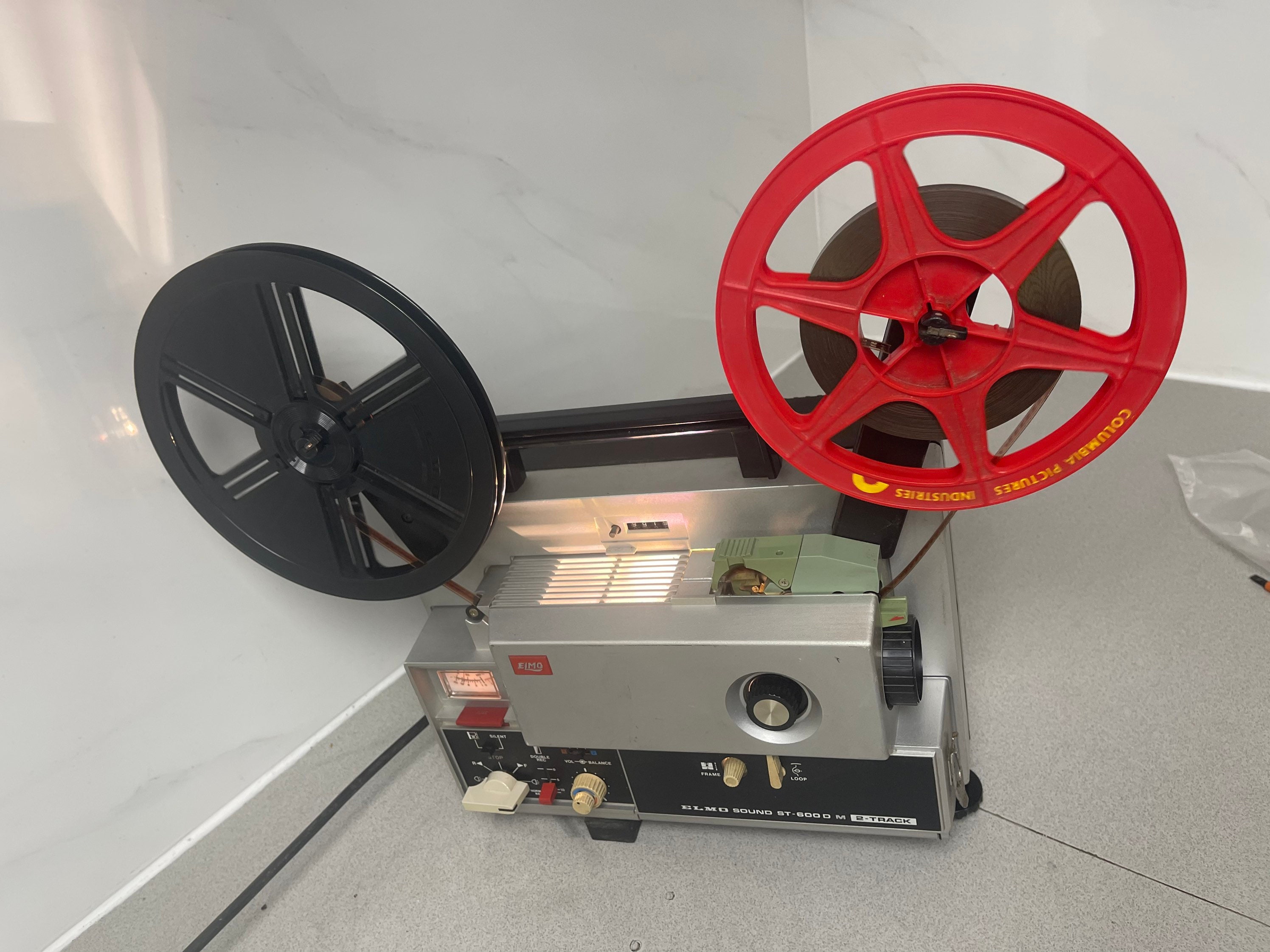 エルモELMO SOUND　ST-600 ２TRACK 動作品 Vintage Elmo ST-600 2-Track Super 8 Magnetic Sound Projector