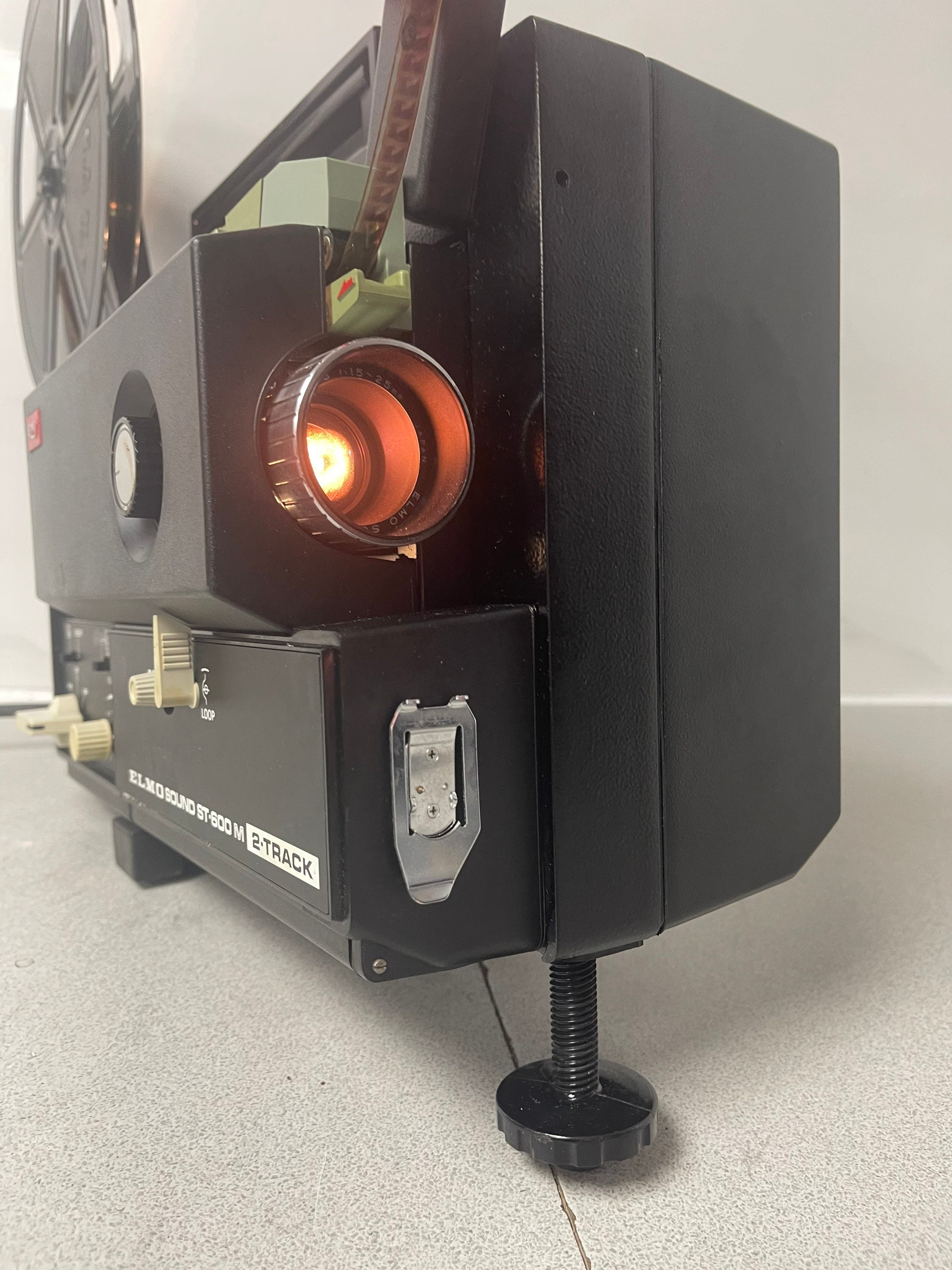 ✓ ELMO 600SD SUPER 8 SOUND ZOOM CINE MOVIE FILM 8MM CAMERA