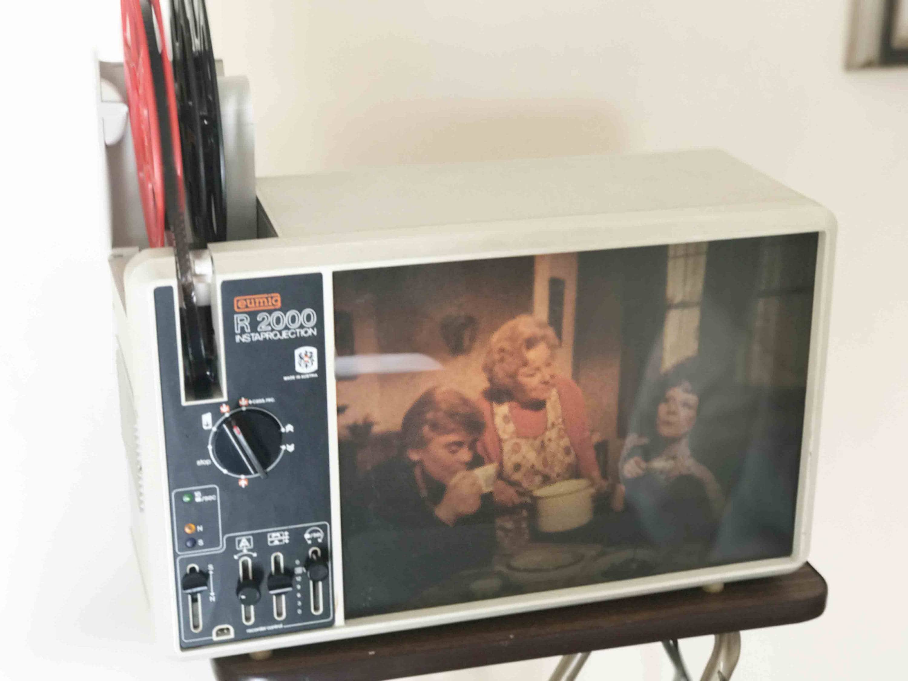 Eumig R 2000 Instaprojection SUPER 8 8MM CINE PROJECTOR