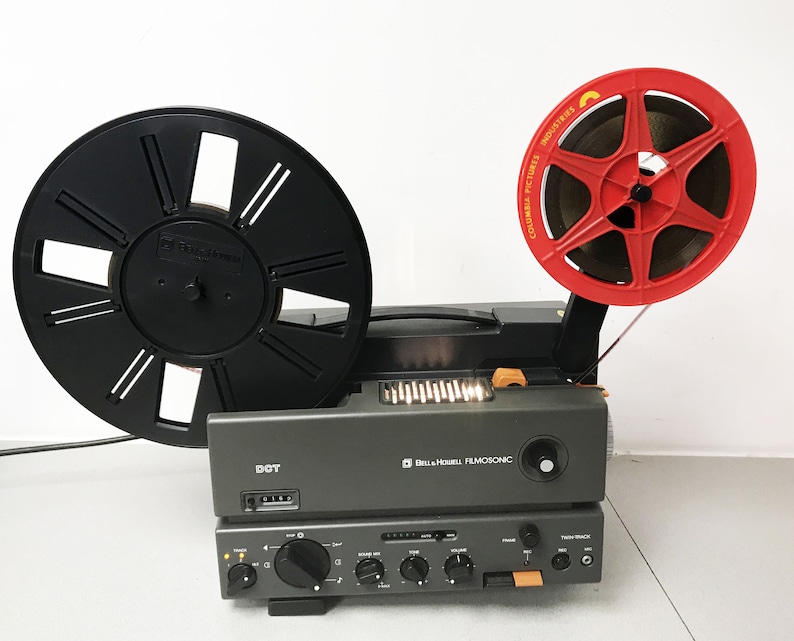 Appareil photo argentique Bell & Howell Autoload 8 Focus-Matic