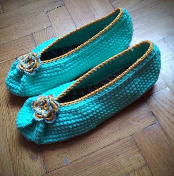 crochet flats