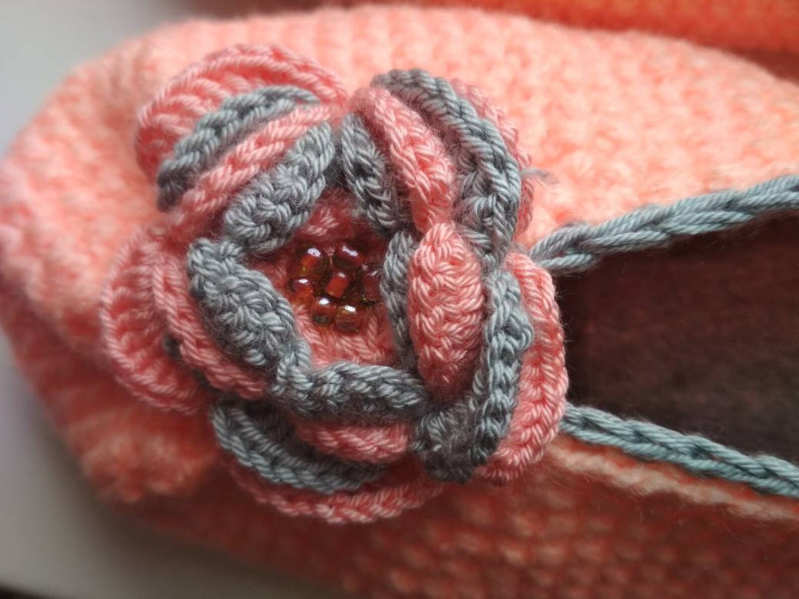 women crochet shoes,house slippers,ballet crochet flats, handmade slippers with flower, knitted slippers with felt soles mother&