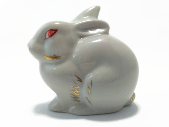 Small Vintage Porcelain Statuette Of Rabbit With Red Eyes Etsy