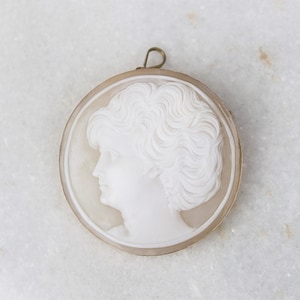 14k Large Antique Cameo Gold Bezel | Solid Vintage 14 Karat Yellow Gold | Tan Shell Cameo Pendant Brooch Unique Gift Bridal Wedding Jewelry