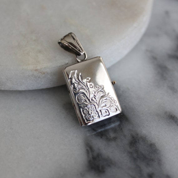 Vintage Flower Locket | 10k White Gold | Rectangle