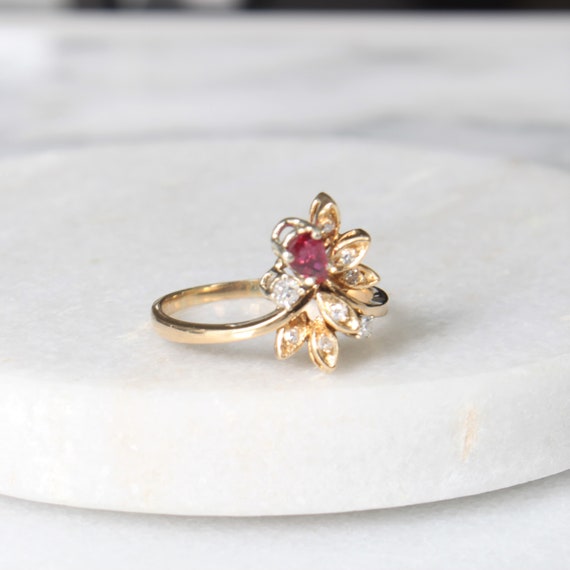 18k Gold Ruby Diamond Flower Ring | Vintage Solid… - image 5