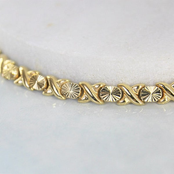 18k Diamond Cut Hugs and Kisses Vintage Bracelet | Solid 18k Yellow Gold | Unique Stacking Layering Bridal Wedding Anniversary Gift for Her