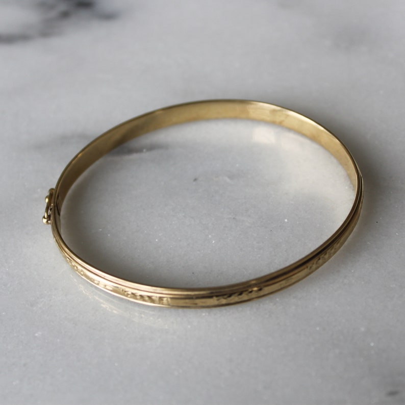 10k Yellow Gold Etched Vintage Bangle Bracelet