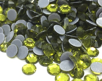 OLIVE GREEN iron-on hotfix rhinestones - High quality rhinestones - Glass rhinestones 2mm to 6mm - Rhinestone wholesaler - Small and large quantities