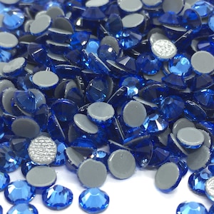 Strass hotfix BABY BLUE - Strass di alta qualità - Strass in vetro da 2 mm a 6 mm - Grossista di strass - Piccole e grandi quantità