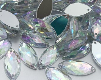 Rejilla para coser con diamantes de imitación acrílicos y orificio recto - Nácar AB - 5 mm a 26 mm