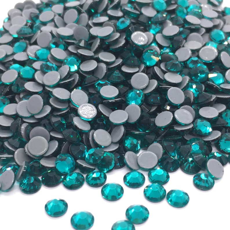 DUCK BLUE iron-on hotfix rhinestones High quality rhinestones Glass rhinestones 2mm to 6mm Rhinestone wholesaler Small and large quantities image 3