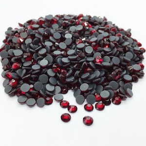 BORDEAUX iron-on glass rhinestones DMC Rhinestones 2mm to 6mm Rhinestone wholesaler Small and large quantities image 2