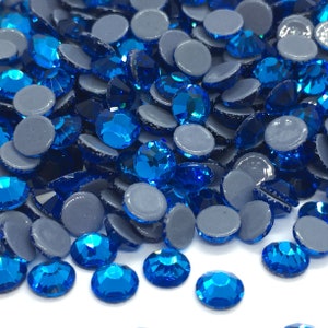 Strass hotfix BLU - Strass di alta qualità - Strass in vetro da 2 mm a 6 mm - Grossista di strass - Piccole e grandi quantità