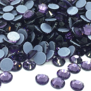 Strass hotfix TANZANITE - Strass di alta qualità - Strass in vetro da 2 mm a 6 mm - Grossista di strass - Piccole e grandi quantità