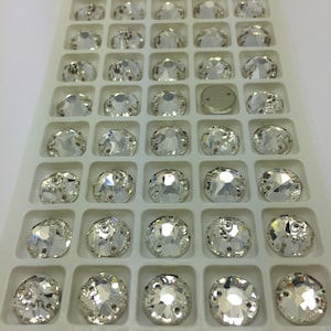 XIRIUS round glass sew-on rhinestones - Crystal - 8mm to 12mm - Swarovski quality