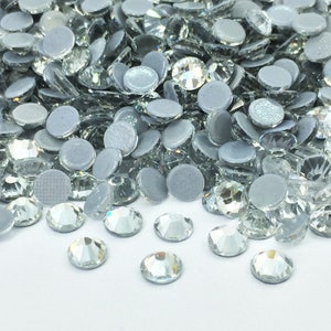 Strass termoadesivi CRISTAL hotfix, qualità Swarovski, Strass in vetro - Grossista di strass, Piccole e grandi quantità
