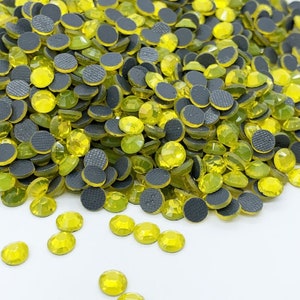 Strass in vetro DMC GIALLI termoadesivi - Strass da 2 mm a 6 mm - Grossista di strass - Piccole e grandi quantità