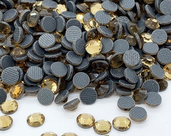 LIGHT BROWN iron-on hotfix rhinestones - DMC rhinestones - Rhinestone wholesaler - Small and large quantities