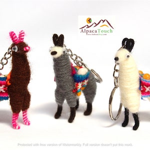 VENTE 25 % DE RÉDUCTION * Lama alpaga porte-clés Figurine miniature artisanale de collection andine avec tissu péruvien et grains